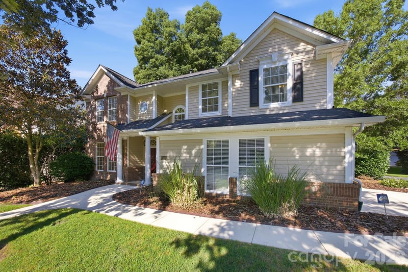 10900 Owl Nest Ln, Charlotte, NC 28277