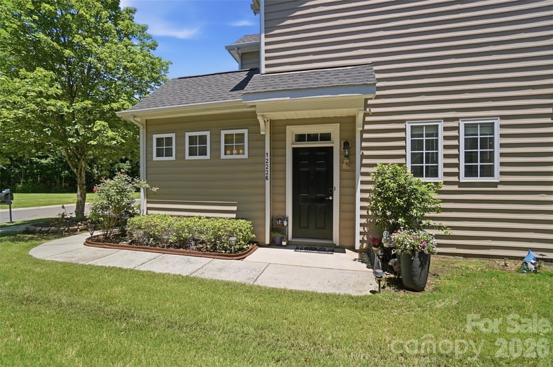 12226 Red Rust Ln, Charlotte, NC 28277