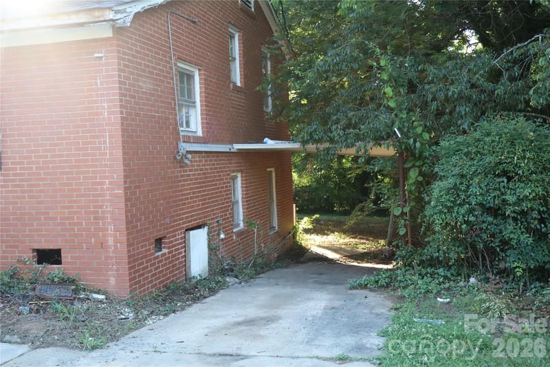 5427 Kildare Dr, Charlotte, NC 28215