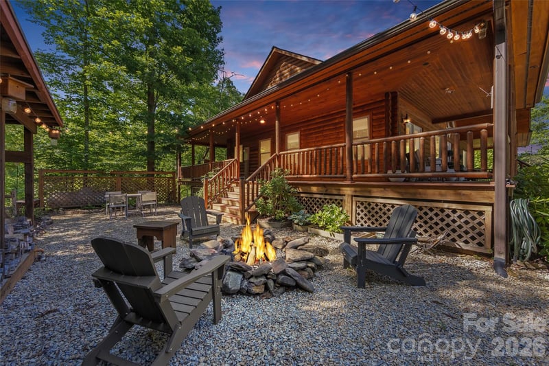 128 Hummingbird Ln, Almond, NC 28702