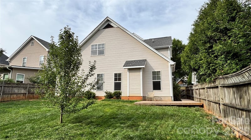 1408 Kenton Ln, Asheville, NC 28803
