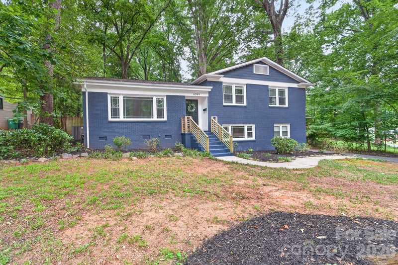 6209 Candlewood Dr, Charlotte, NC 28210