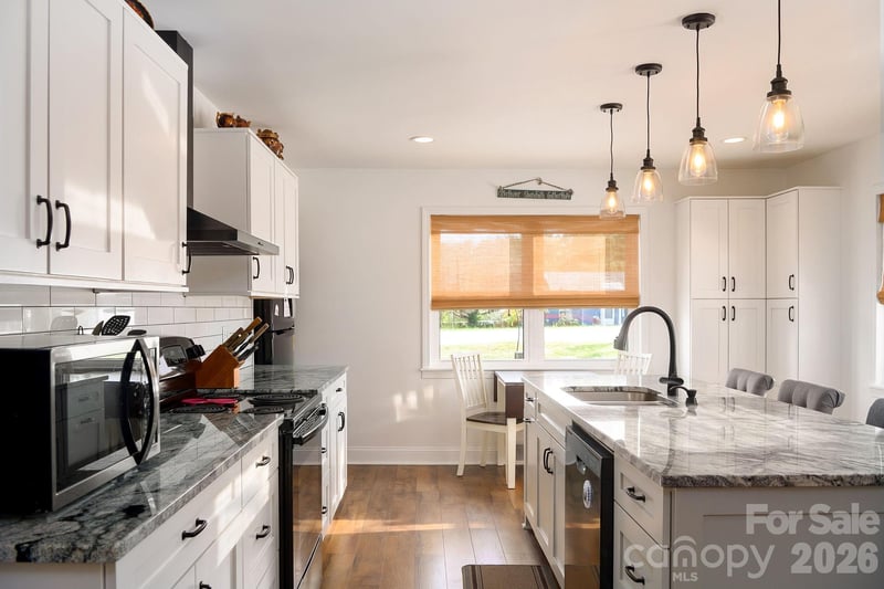 1625 Us 601 Hw, Yadkinville, NC 27055