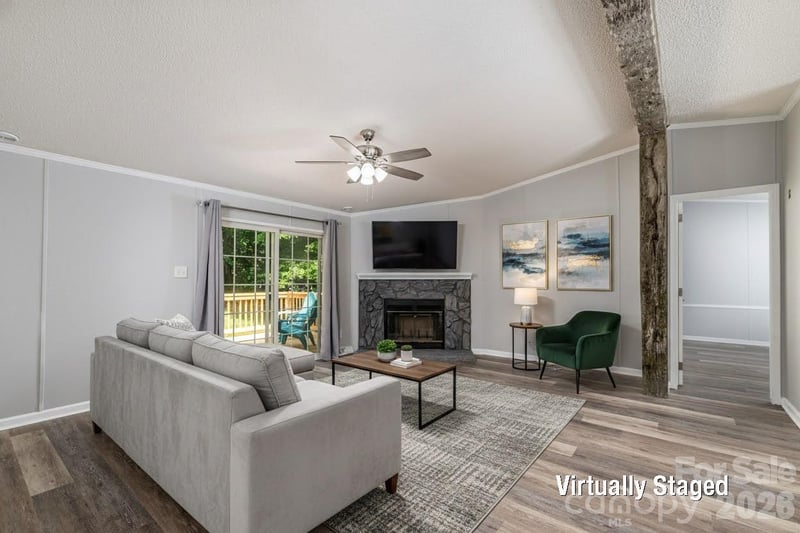 127 Whitewater Ln, Mooresville, NC 28115