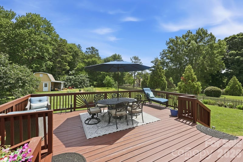 4516 Appaloosa Ln, Charlotte, NC 28215
