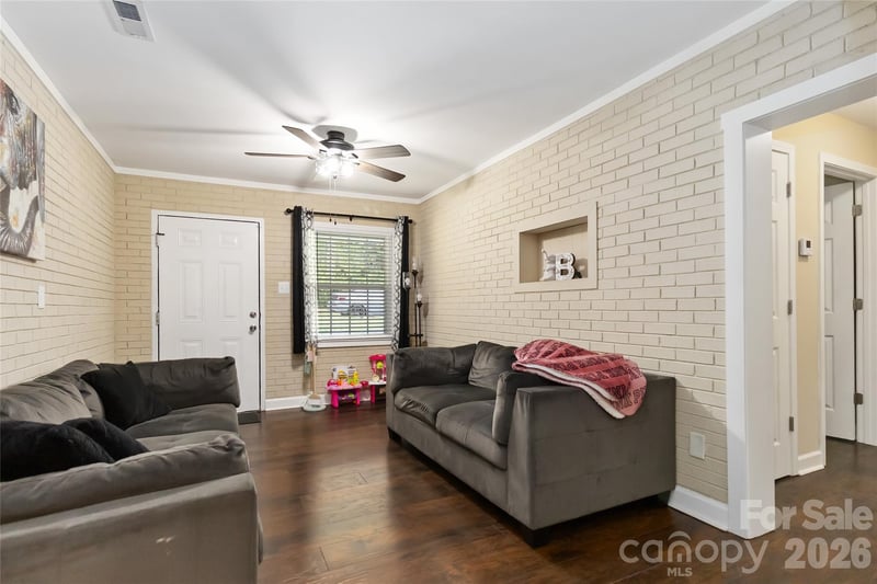 106 Robinson Ave, Mount Holly, NC 28120