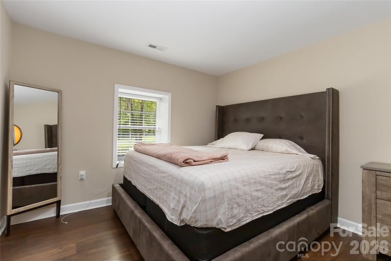 106 Robinson Ave, Mount Holly, NC 28120