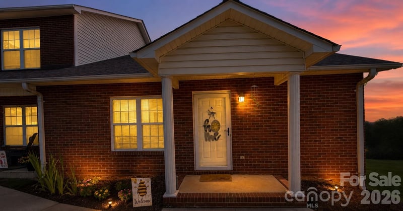 102 Brandywine Dr #R6, Conover, NC 28613