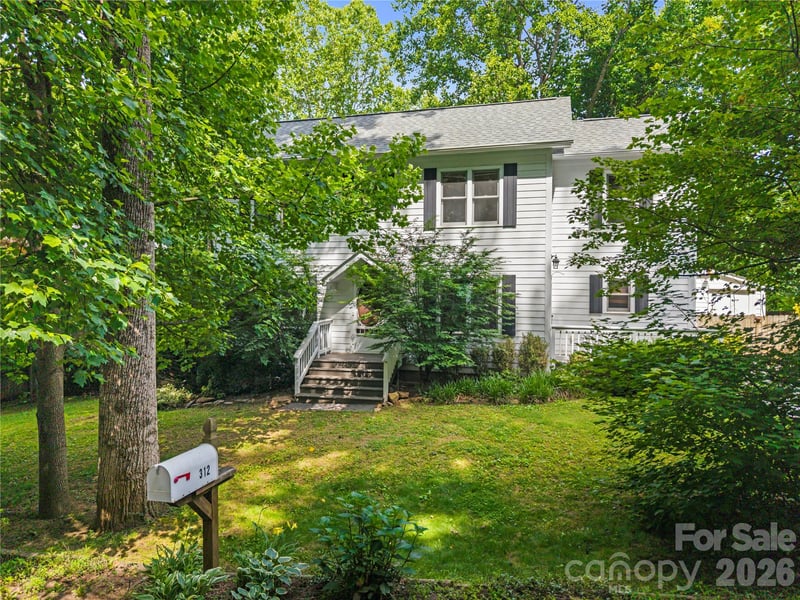 312 Westover Dr, Asheville, NC 28801