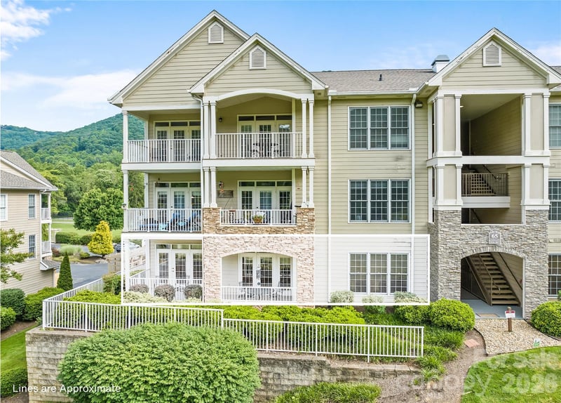65 Glenview Ln #3033, Maggie Valley, NC 28751