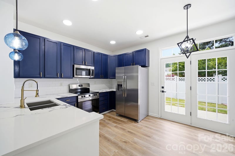 14237 Tamarack Dr, Charlotte, NC 28278