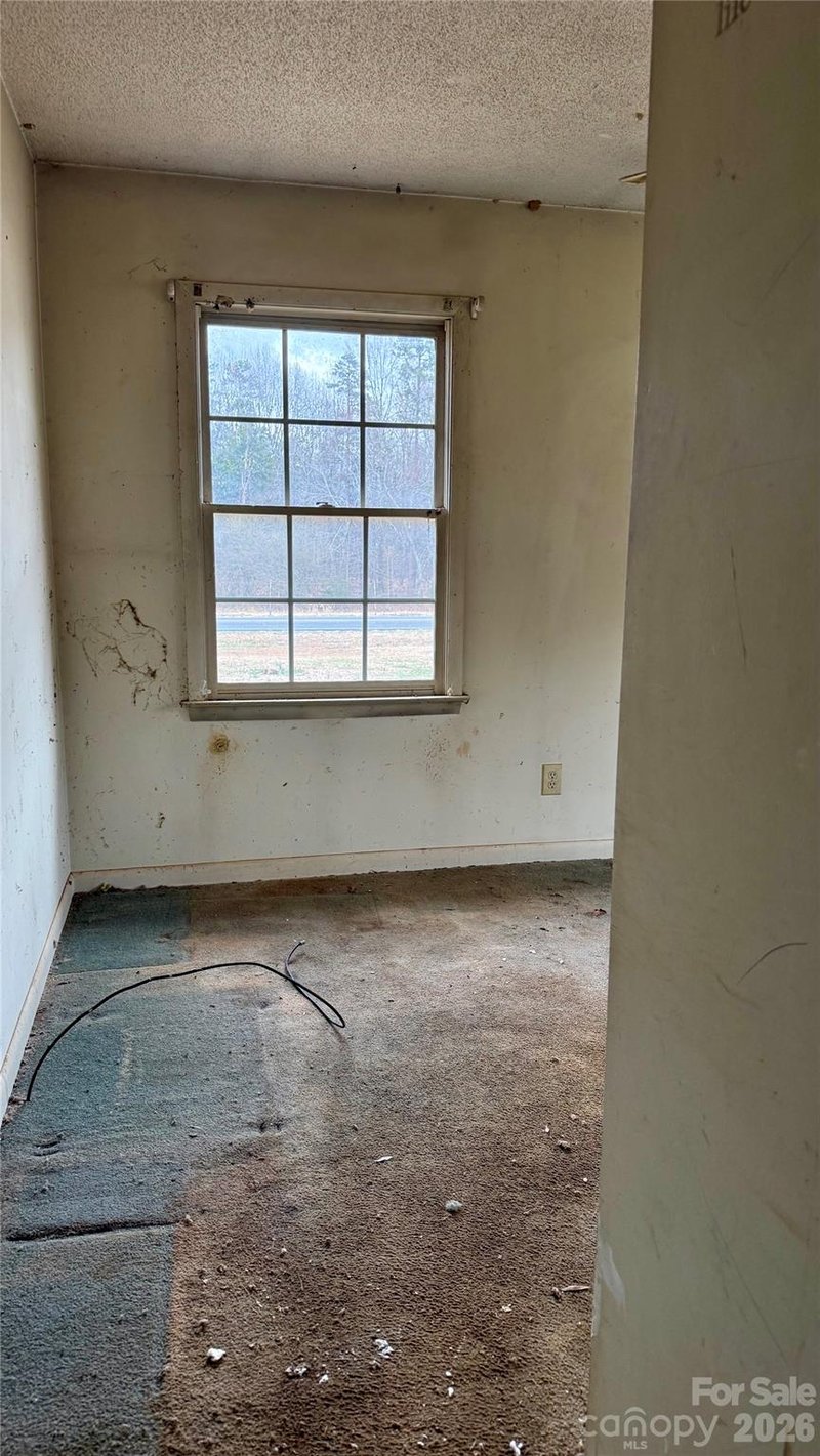 215 Gaddis Rd, Oakboro, NC 28129