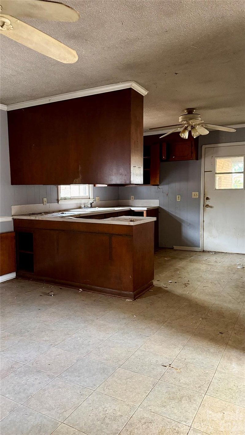 215 Gaddis Rd, Oakboro, NC 28129