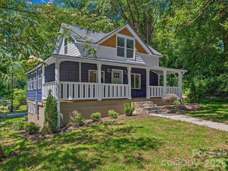 895 Trade St, Tryon, NC 28782