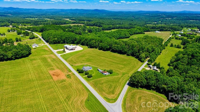 Howards Bridge Rd, Union Grove, NC 28689
