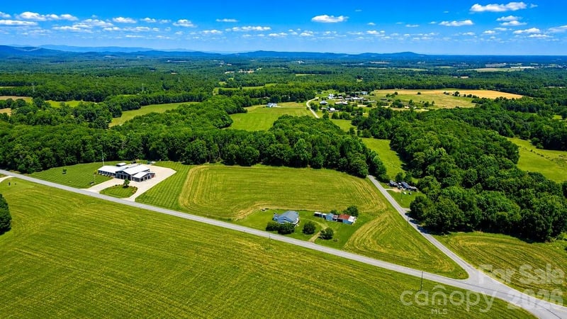 Howards Bridge Rd, Union Grove, NC 28689