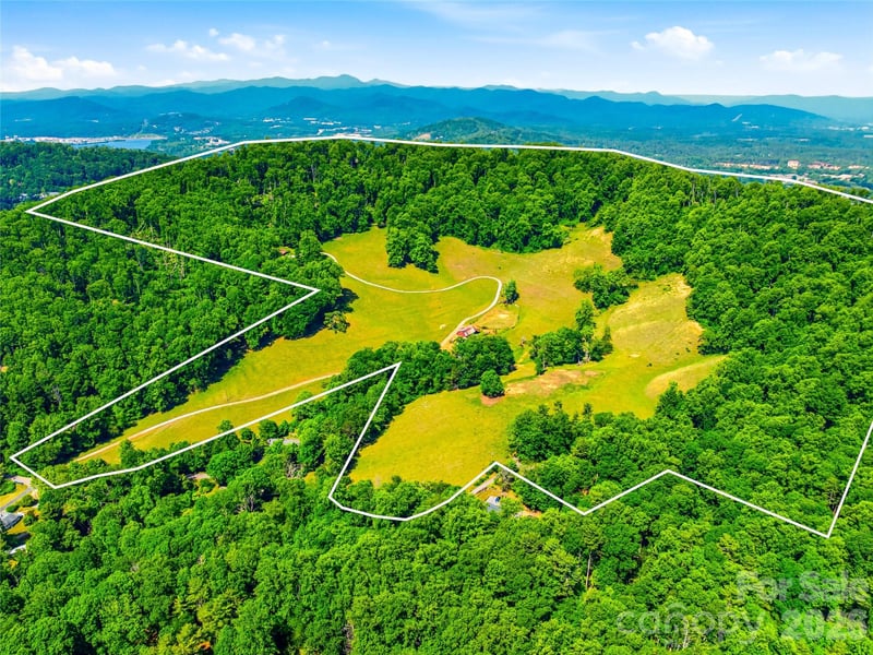 52 Chapel Hill Church Rd, Asheville, NC 28803