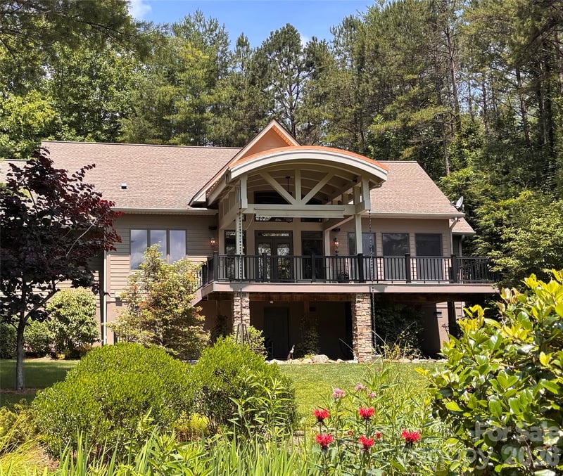 763 Deerlake Rd, Brevard, NC 28712