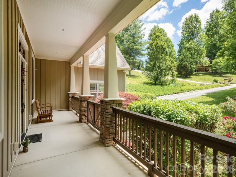 167 Tatham Rd, Hendersonville, NC 28792