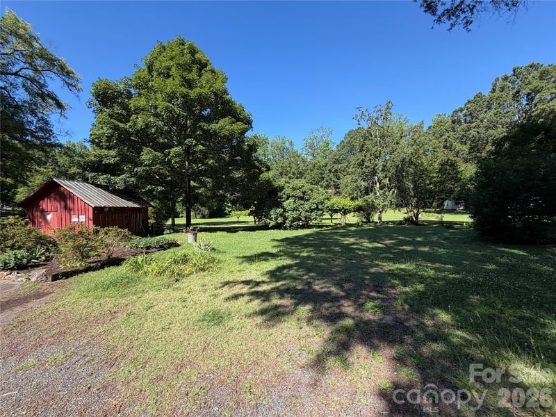 3538 Back Creek Church Rd, Charlotte, NC 28213