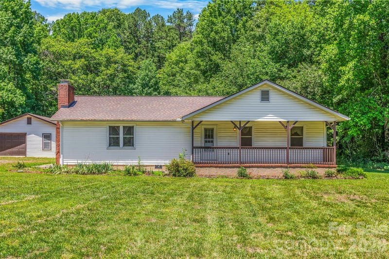141 Winged Elm Ln, Mooresville, NC 28115