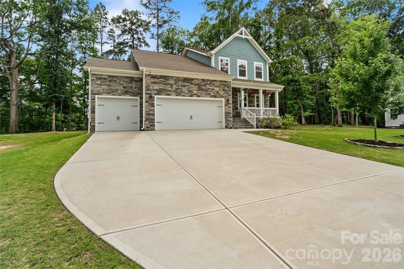 5532 Angus Dr, Midland, NC 28107