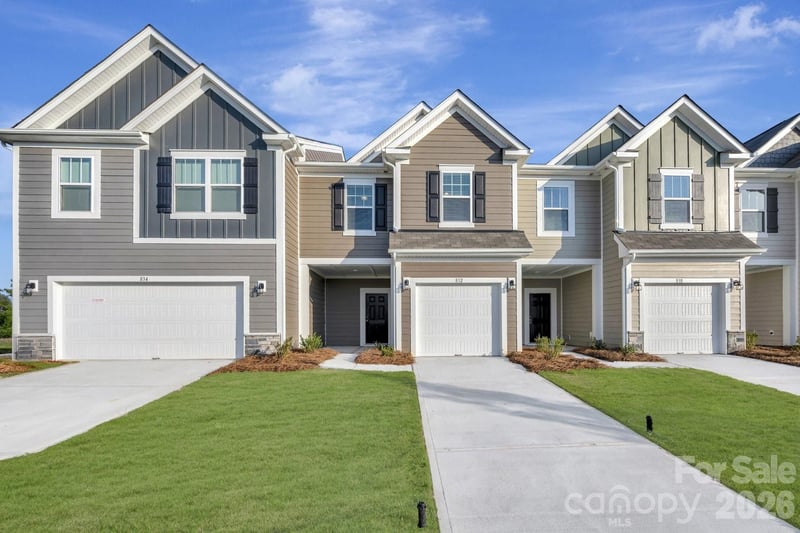 832 Earhart St, Concord, NC 28027