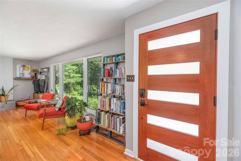 90 Bell Rd, Asheville, NC 28805