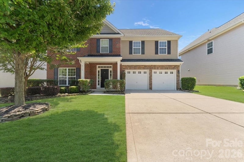 9718 Loughlin Ln, Charlotte, NC 28273