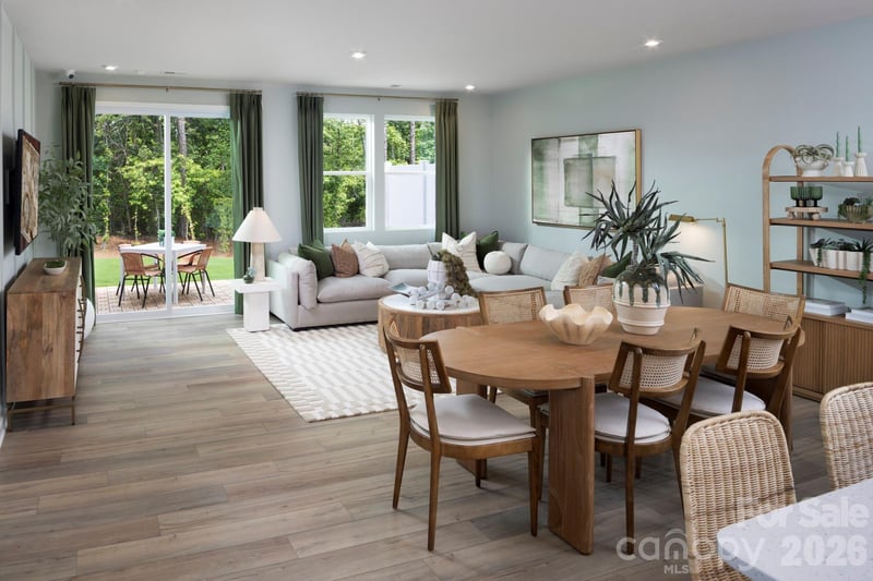 1312 Vibrant Rd, Charlotte, NC 28215