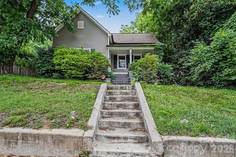 80 Kerr St, Concord, NC 28025