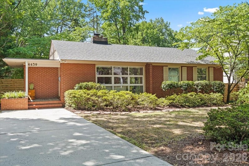 4439 Applegate Rd, Charlotte, NC 28209