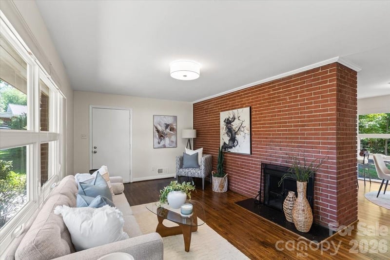 4439 Applegate Rd, Charlotte, NC 28209