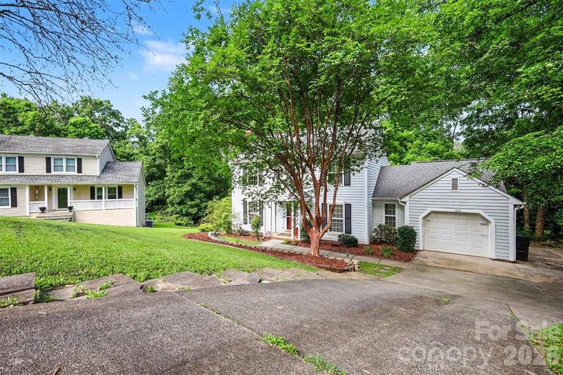 11808 Tall Oak Pl, Charlotte, NC 28226