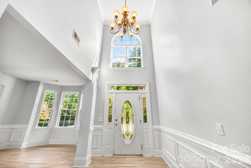 610 Springwood Dr, Waxhaw, NC 28173