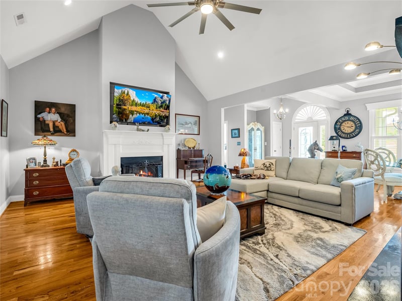 167 Green Meadows Dr, Forest City, NC 28043