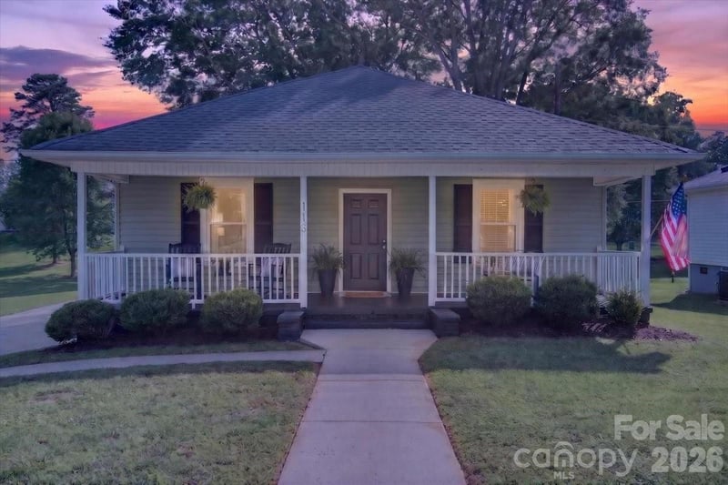 113 Pleasant St, Belmont, NC 28012