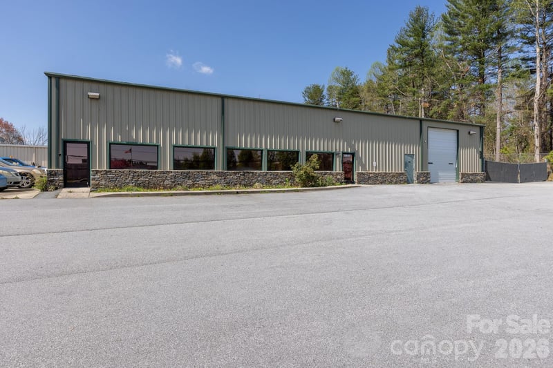 2997 Spartanburg Hw, Asheville, NC 28726
