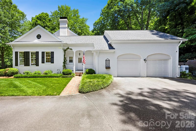 3409 Country Club Dr, Gastonia, NC 28056