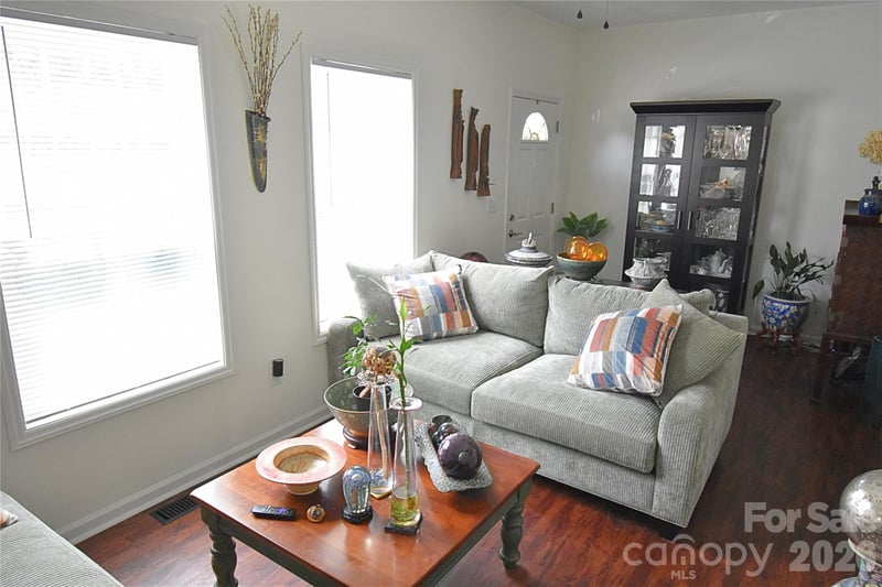 145 Lincoln Park Rd #G, Burnsville, NC 28714