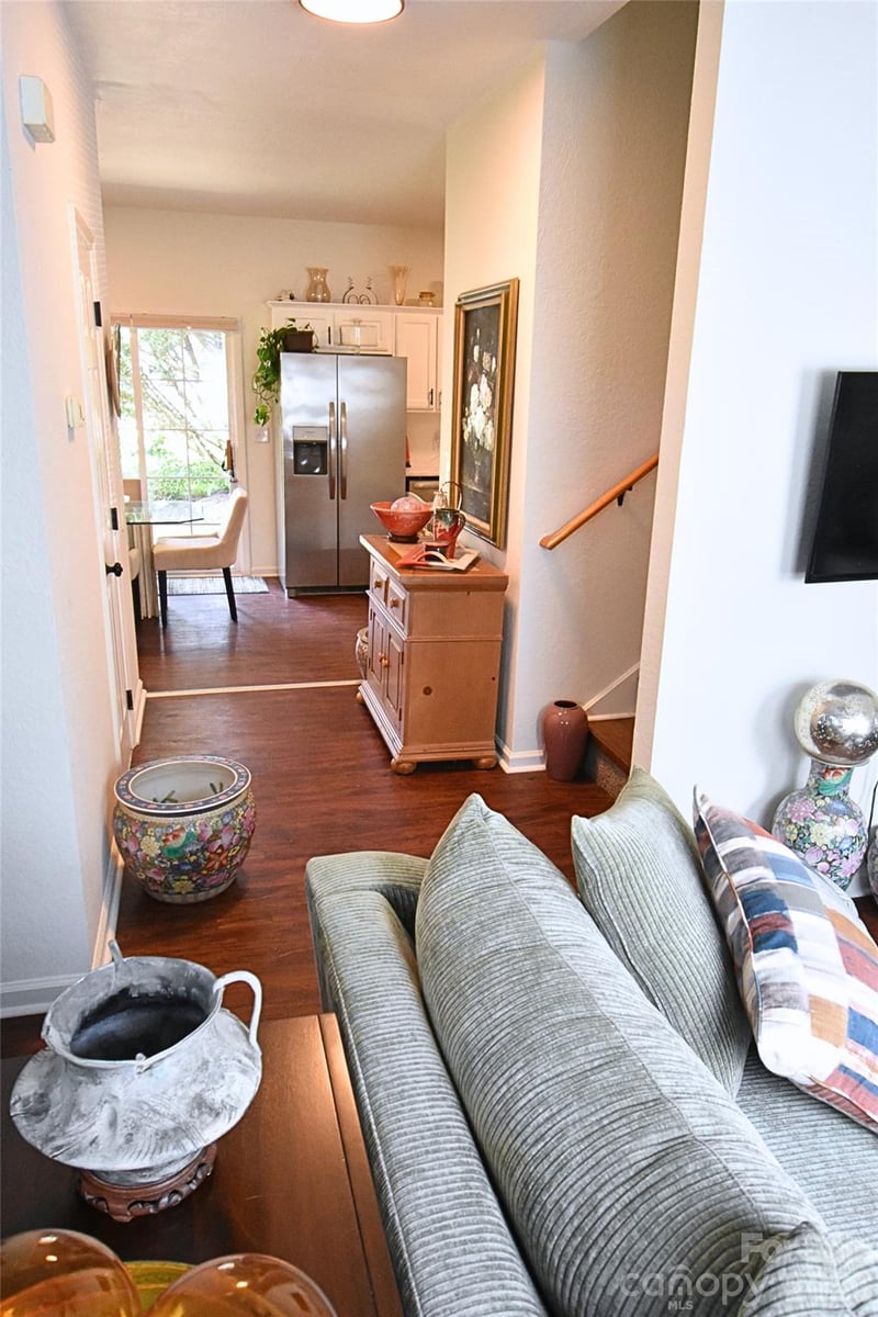 145 Lincoln Park Rd #G, Burnsville, NC 28714