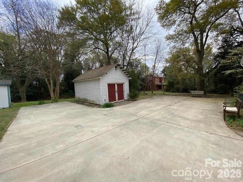 105 Brent St, Wadesboro, NC 28170