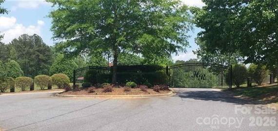 210 Harbor Ridge Dr, Connelly Springs, NC 28612