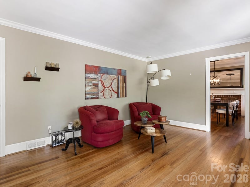 5634 Wedgewood Dr, Charlotte, NC 28210
