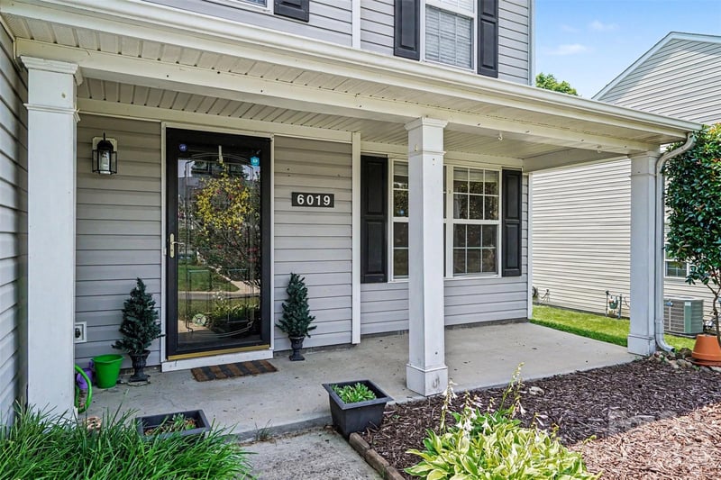 6019 Firethorne Ln, Concord, NC 28025