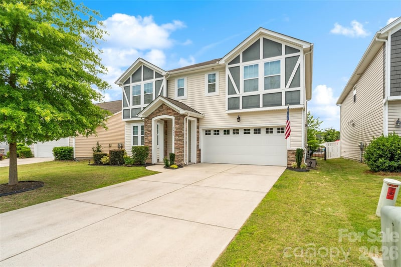 1401 Kings Grove Dr, York, SC 29745