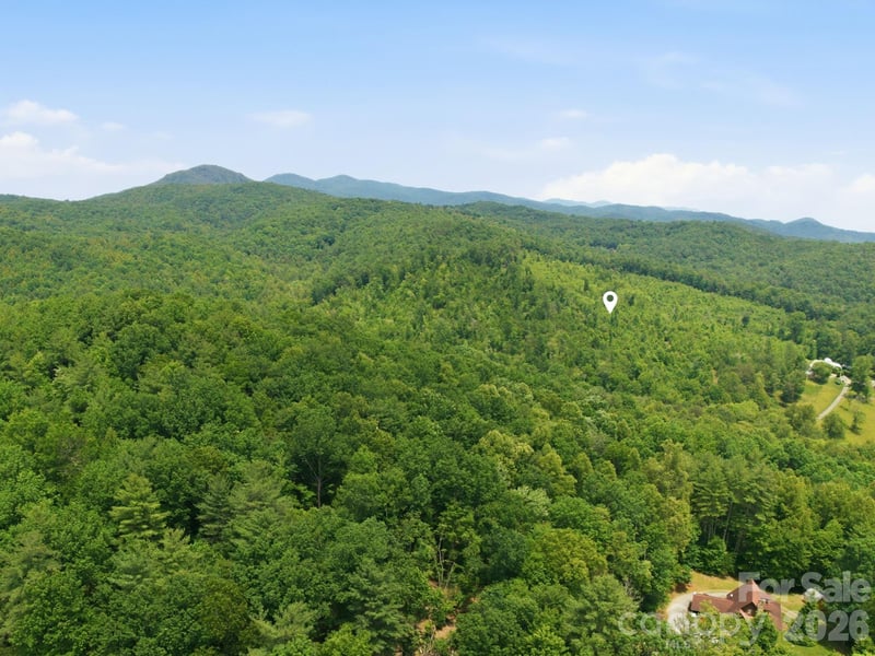 2148 White Springs Ln, Lenoir, NC 28645