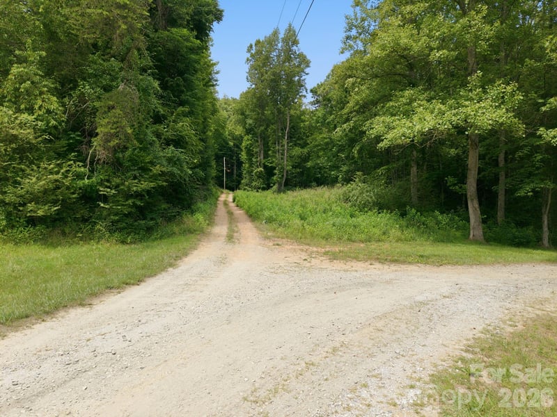 2148 White Springs Ln, Lenoir, NC 28645
