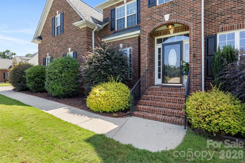 5508 Tillery Ln, Gastonia, NC 28056