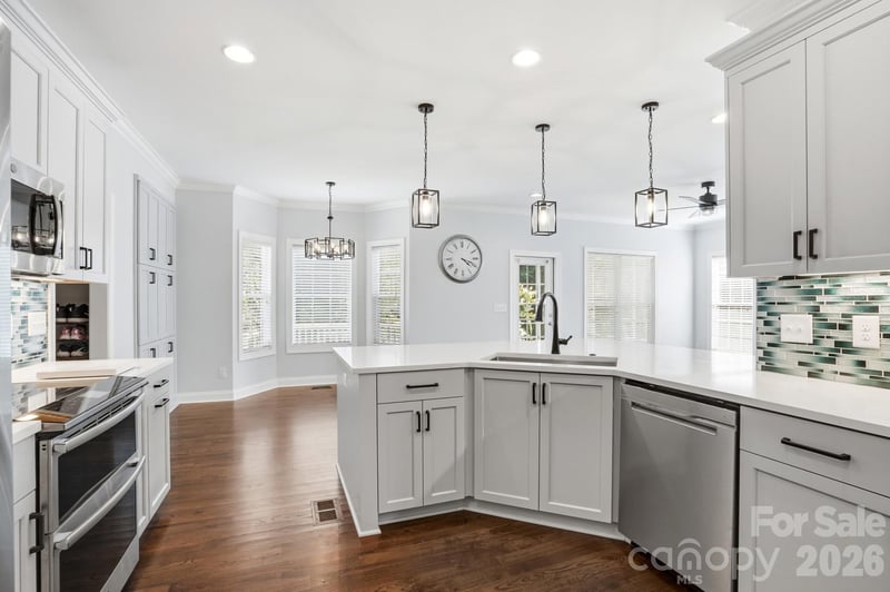5508 Tillery Ln, Gastonia, NC 28056